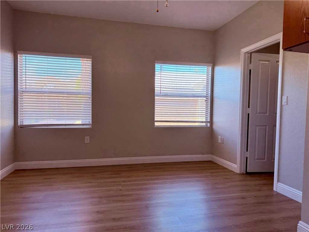 412 Fallwood Ln - Photo 6 of 11