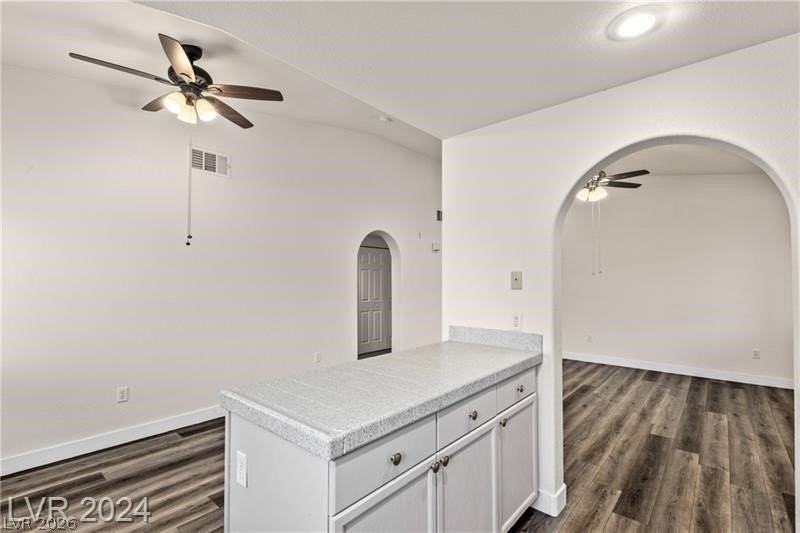 352 Amber Pine St #201 - Photo 7 of 22