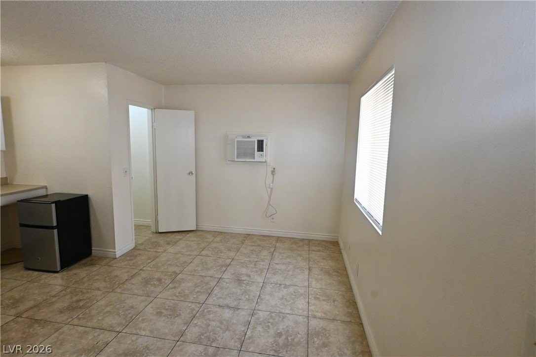 303 Eastminister Ct #2 - Photo 7 of 11