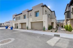 featured image of 600 N Carriage Hill Dr #1181