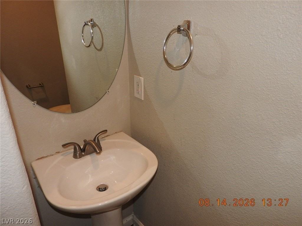 8416 Viansa Loma Ave - Photo 4 of 33