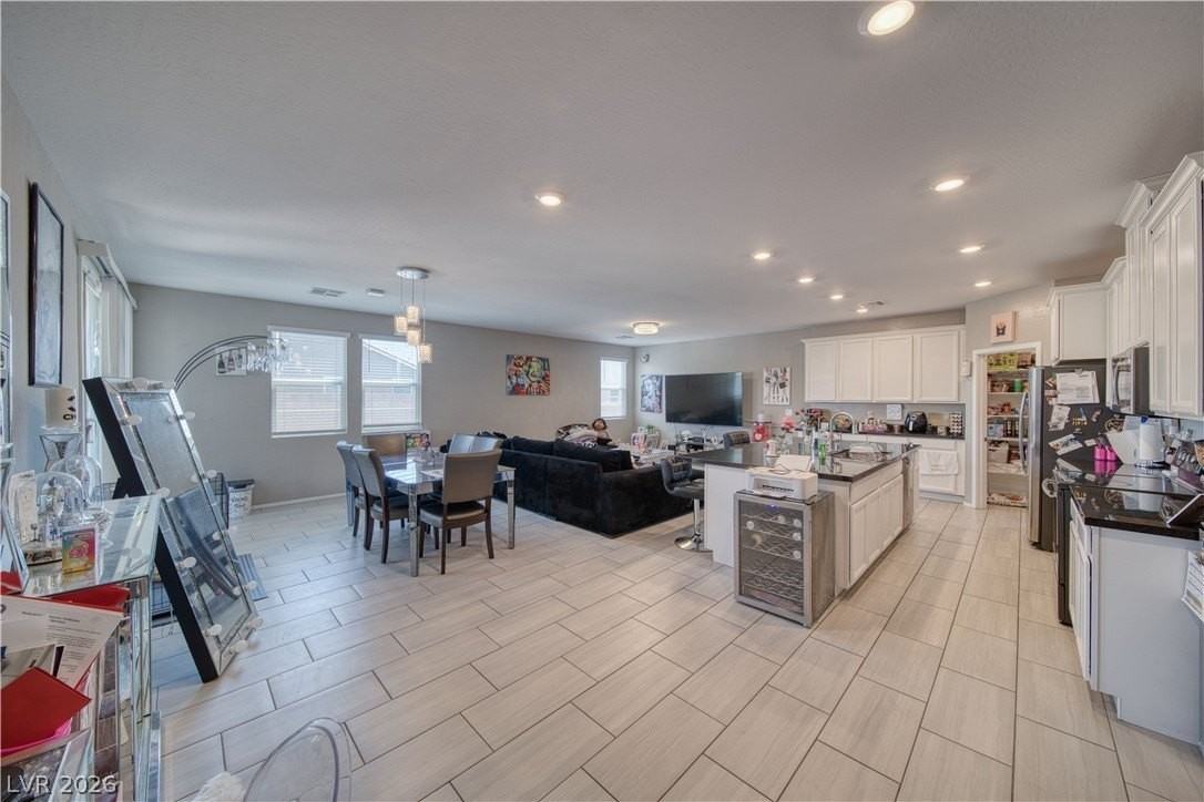 2659 Glen Valley Ave - Photo 4 of 24