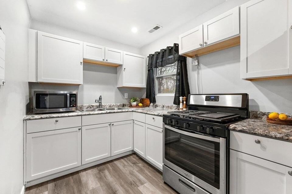 4138 W 20th Ave - Photo 7 of 15