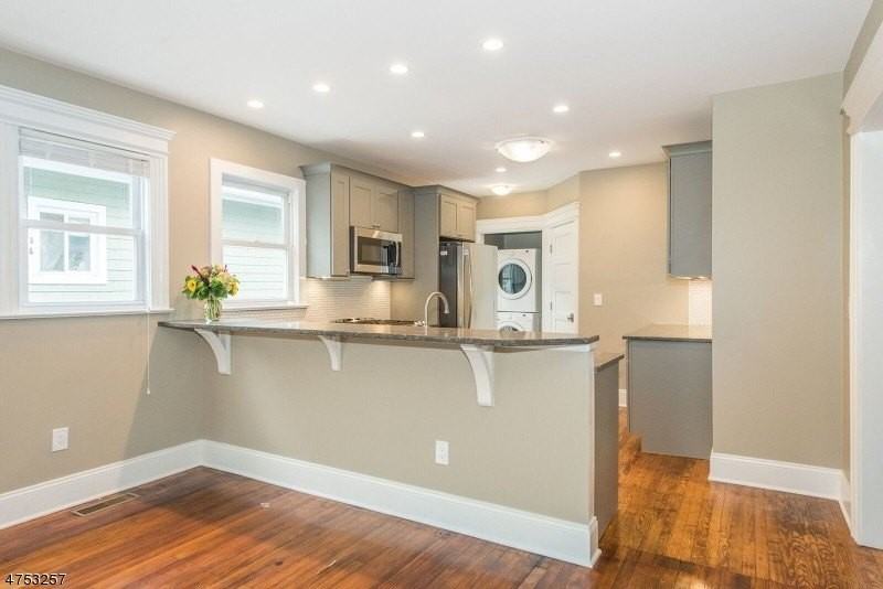 34 N Willow St #2 - Photo 2 of 19