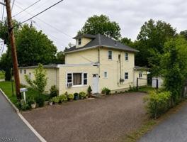 featured image of 147 Meriline Ave