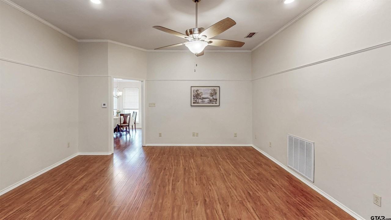 103 Clearview Dr - Photo 7 of 18