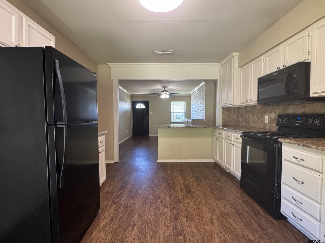 8414 Cambridge Rd - Photo 3 of 22