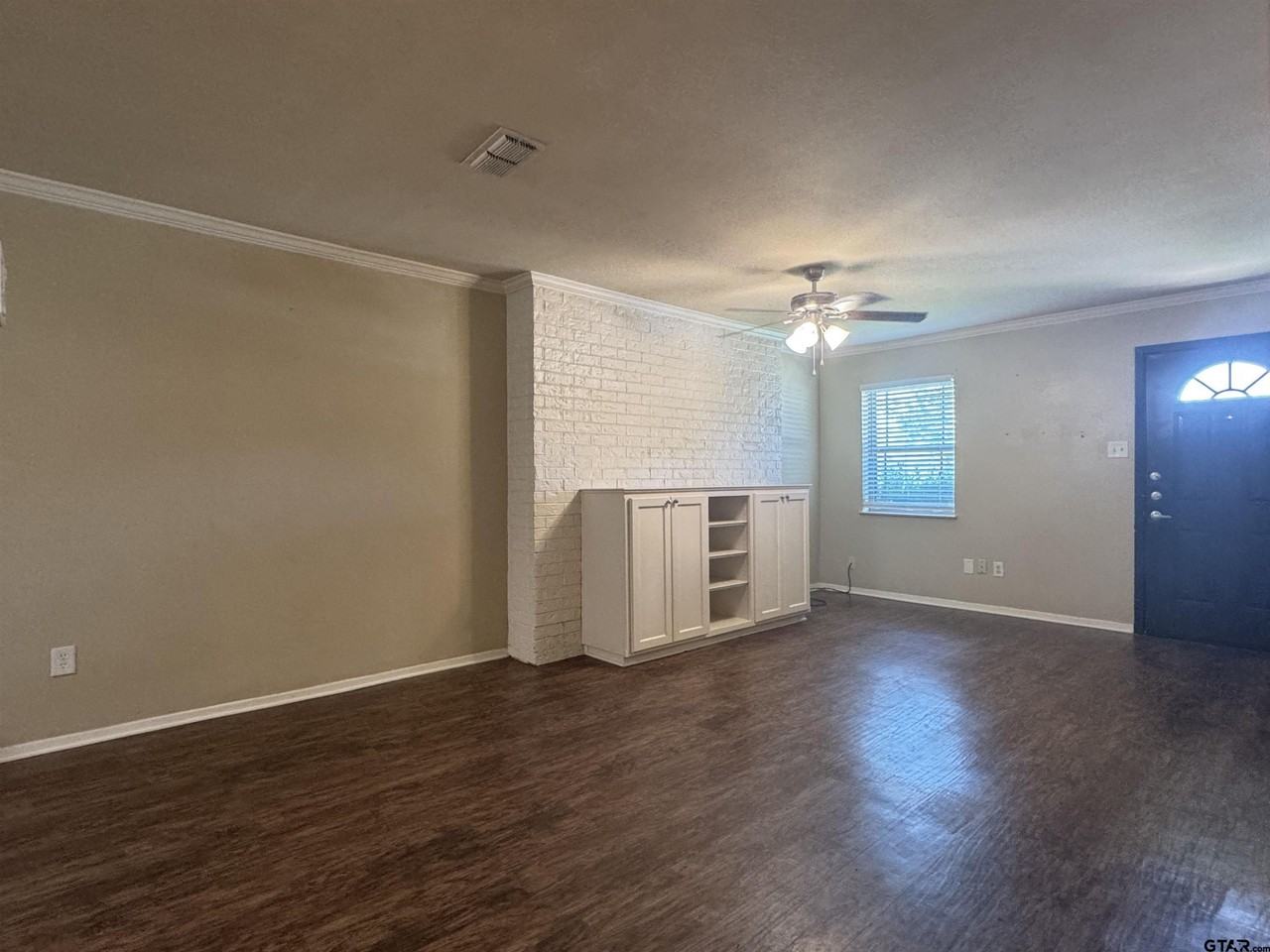 8414 Cambridge Rd - Photo 5 of 19
