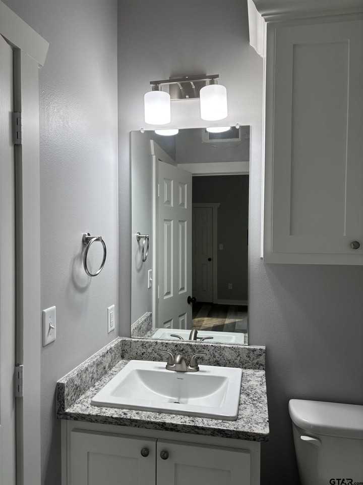 11571 19th Ave Unit 103 - Photo 3 of 4