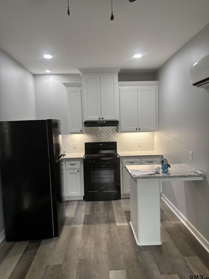 11571 19th Ave Unit 103 - Photo 4 of 4