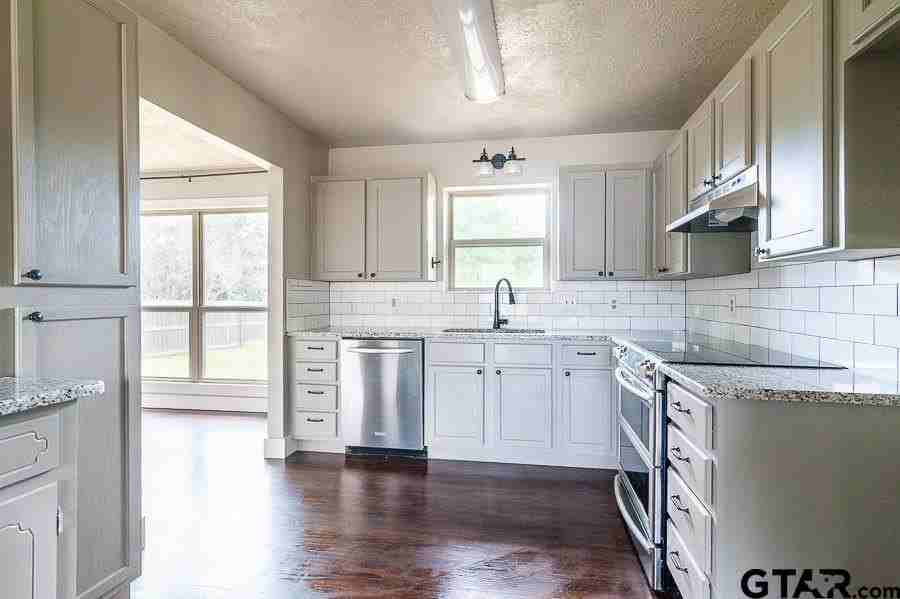 6112 Mesquite Dr - Photo 4 of 12