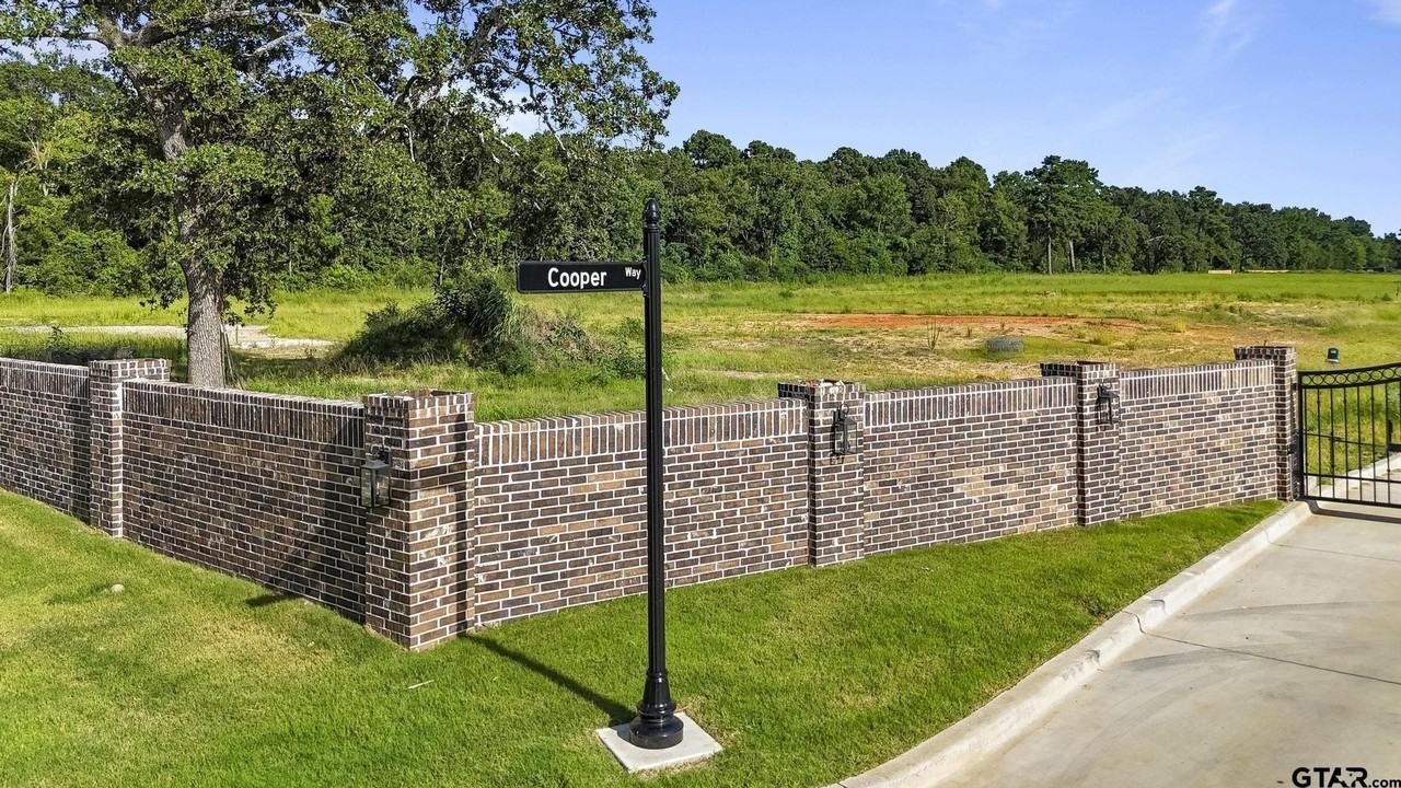 16503 Cooper Way - Photo 4 of 37