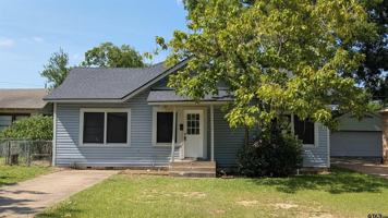 featured image of 1309 W 1st St