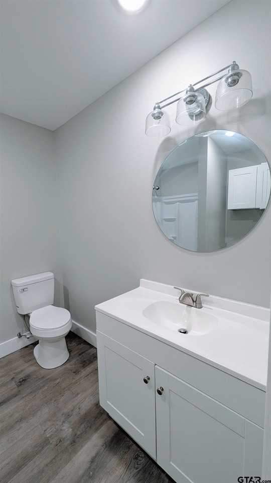 1309 W 1st St - Photo 5 of 12