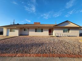 featured image of 830 W Stirrup Dr