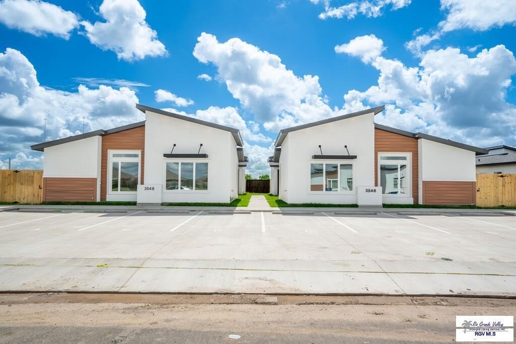3548 Hidalgo Cir #A - Photo 3 of 24