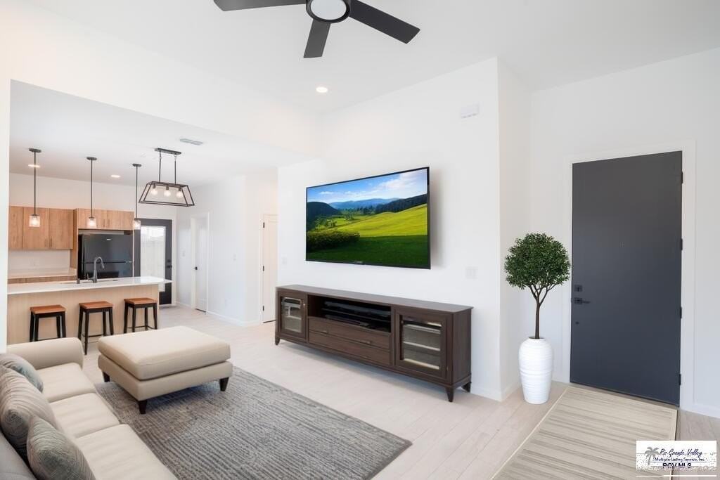 3548 Hidalgo Cir #A - Photo 6 of 24