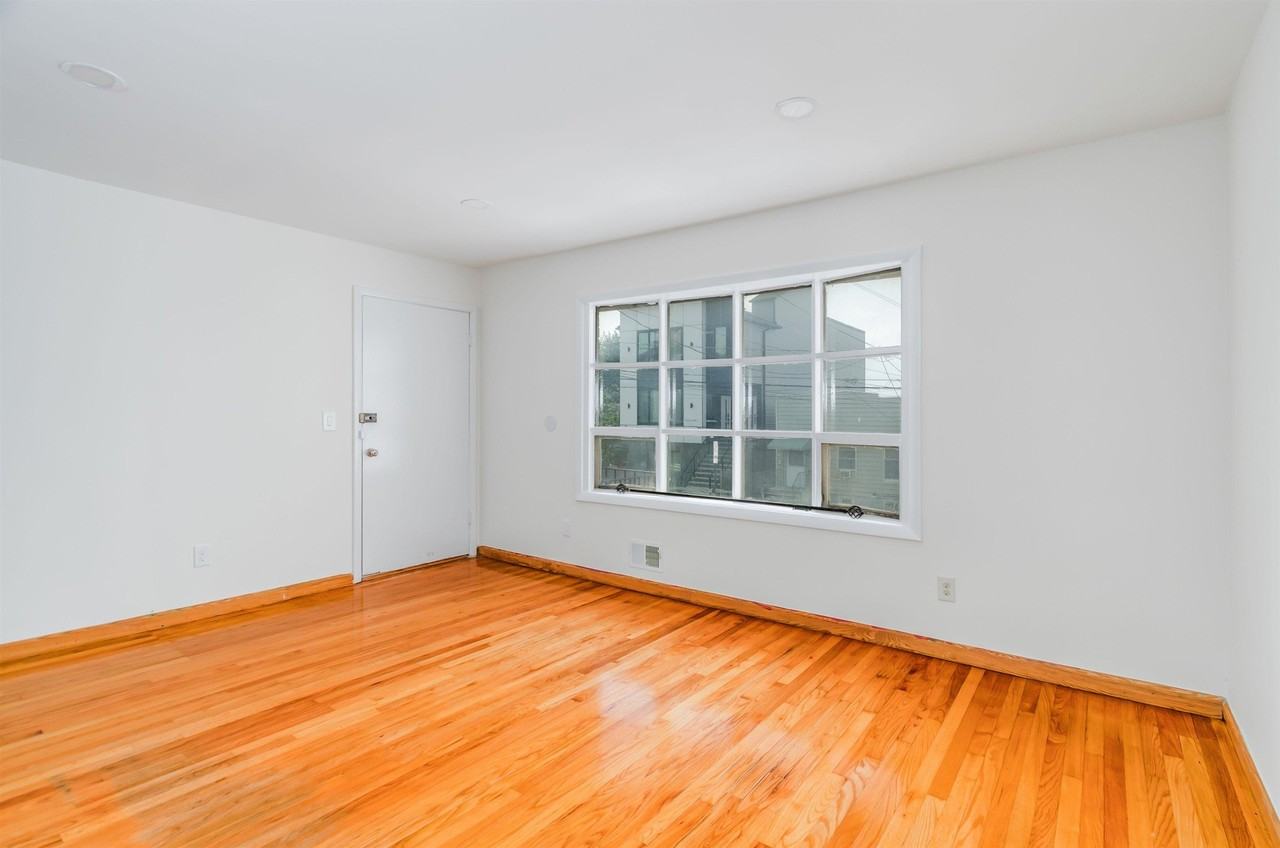 304 Columbia Ave #1 - Photo 3 of 14