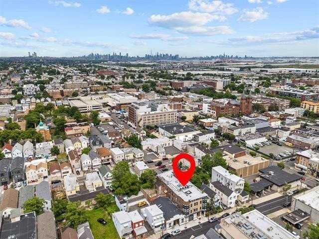 21 W 20th St #301 - Photo 6 of 18