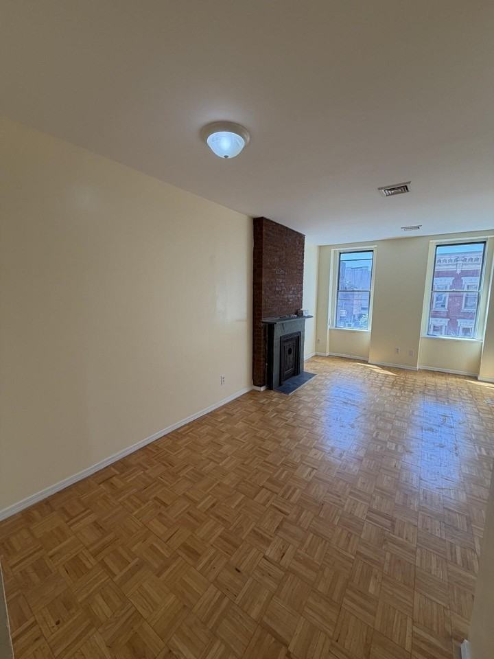 348 Grove St - Photo 3 of 17