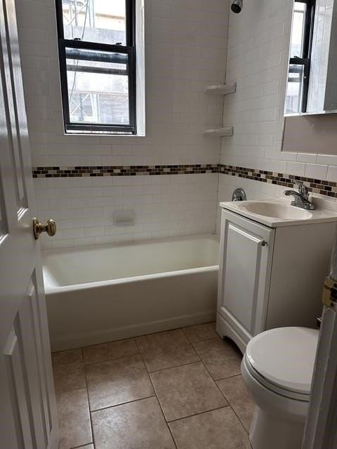 3537 E 19th St - Photo 6 of 8
