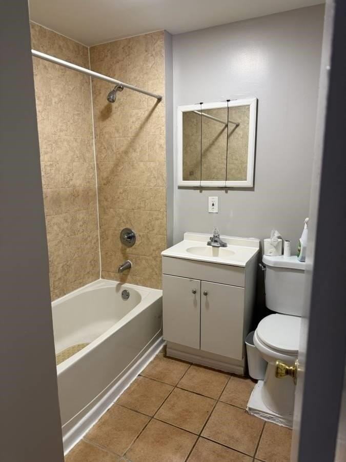 631 Garfield Ave #2 - Photo 3 of 11