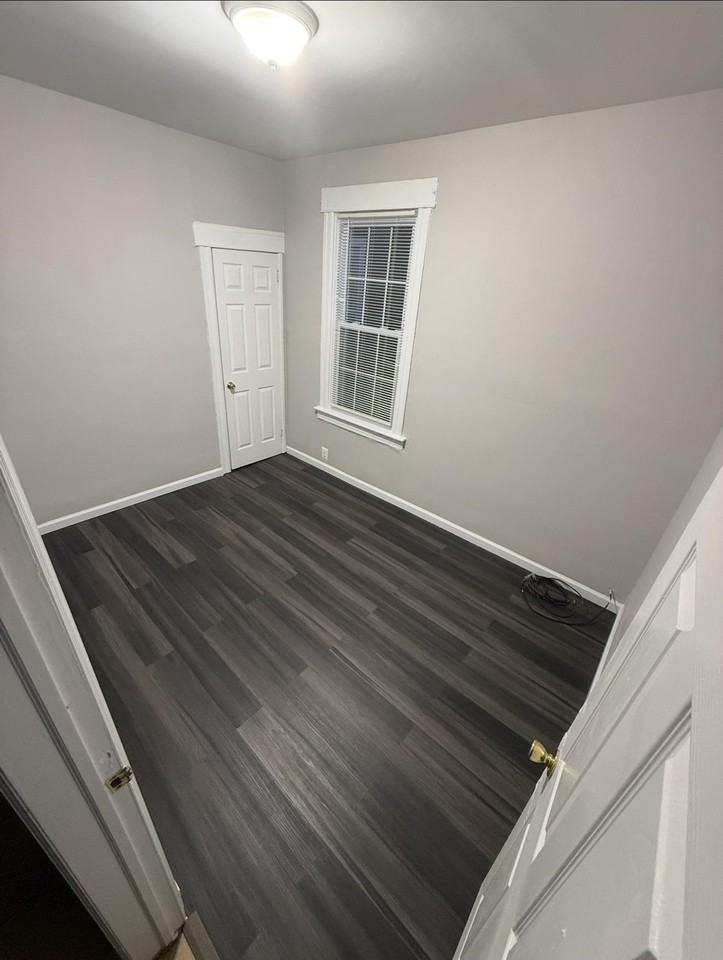631 Garfield Ave #2 - Photo 7 of 11