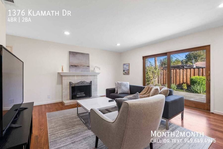 1376 Klamath Dr - Photo 5 of 47