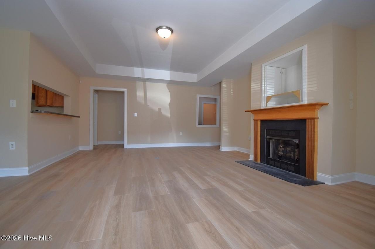 1930 Tara Ct #103 - Photo 2 of 20