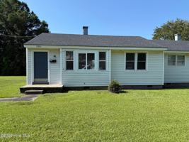 featured image of 2261 Onslow Dr