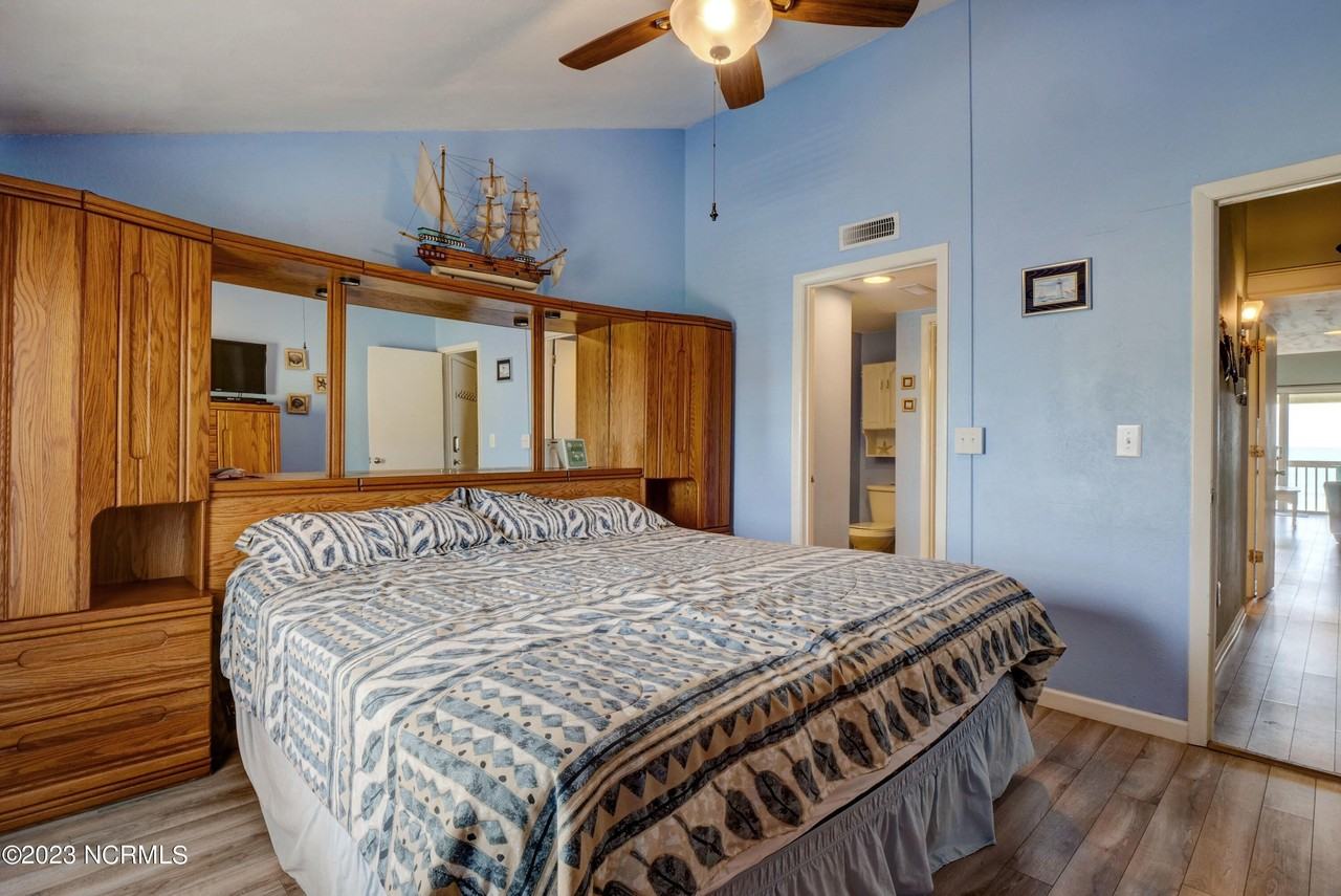 918 N New River Dr #132 - Photo 5 of 31
