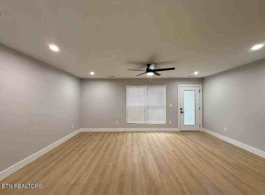 319 Liberty St #102 - Photo 5 of 9