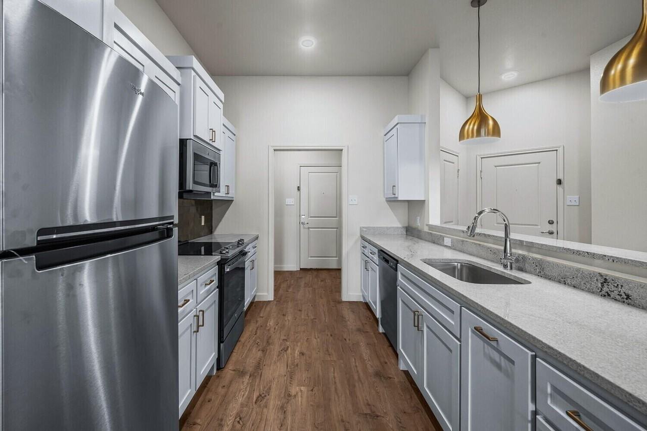 4108 Trenton Ave #A - Photo 7 of 21