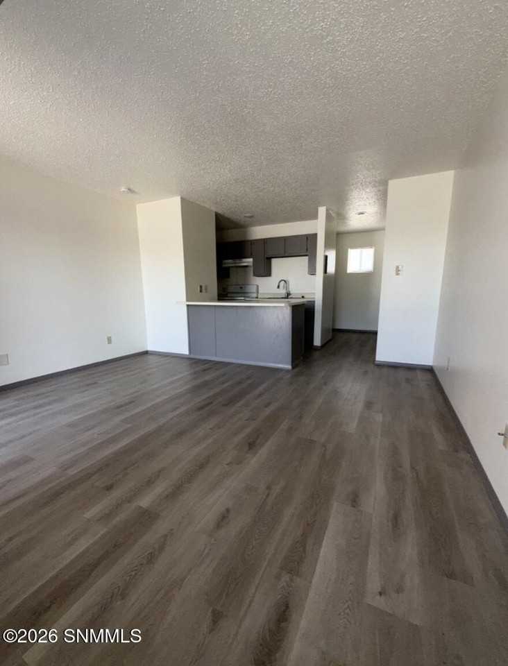 765 Williams Ln - Photo 2 of 8