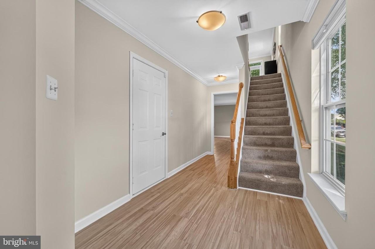 5902 Ians Way - Photo 2 of 35
