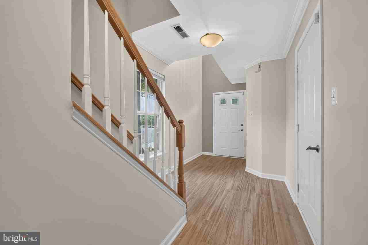 5902 Ians Way - Photo 3 of 35
