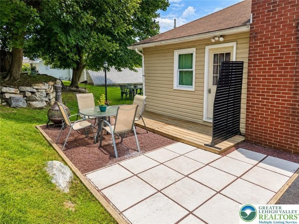 105 W Laurel Ave - Photo 4 of 14