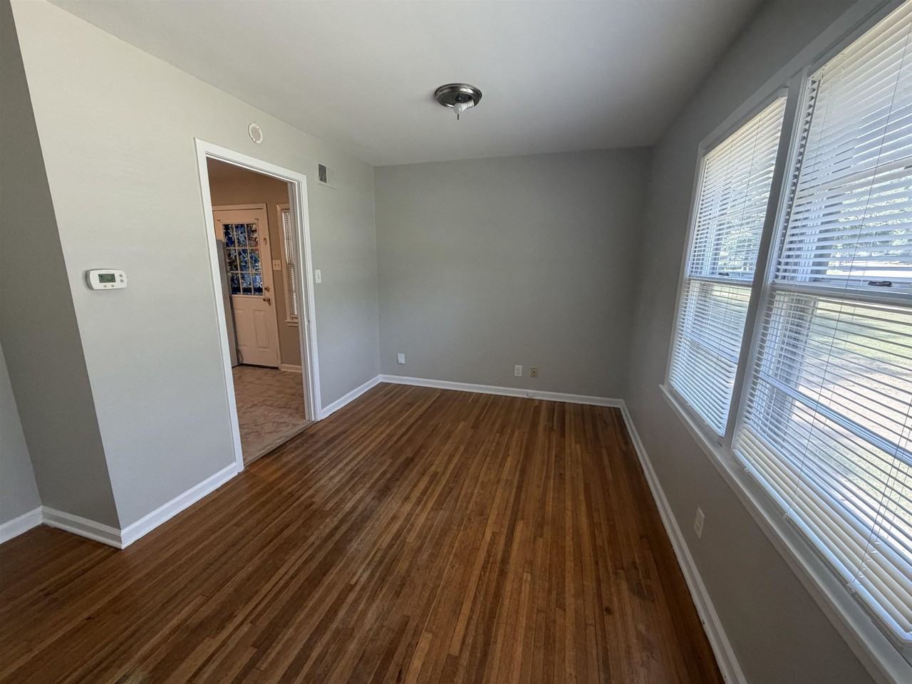 1461 Woodston Rd - Photo 4 of 10