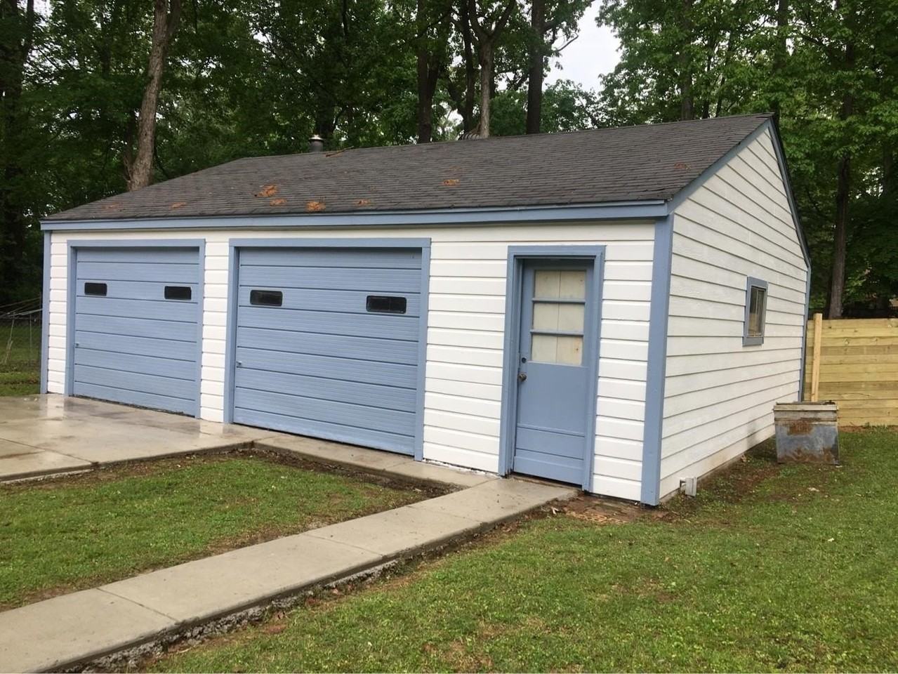 1411 Whitten Rd - Photo 3 of 13