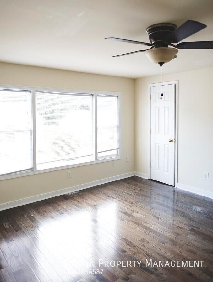 1745 Winder St - Photo 4 of 12