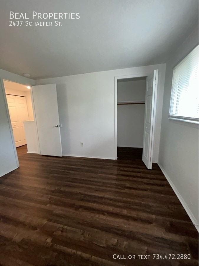 2437 Schaefer St - Photo 3 of 17