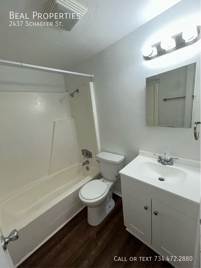 2437 Schaefer St - Photo 4 of 17