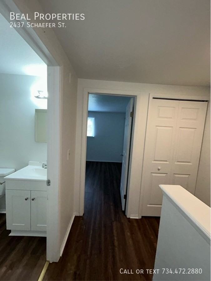 2437 Schaefer St - Photo 5 of 17