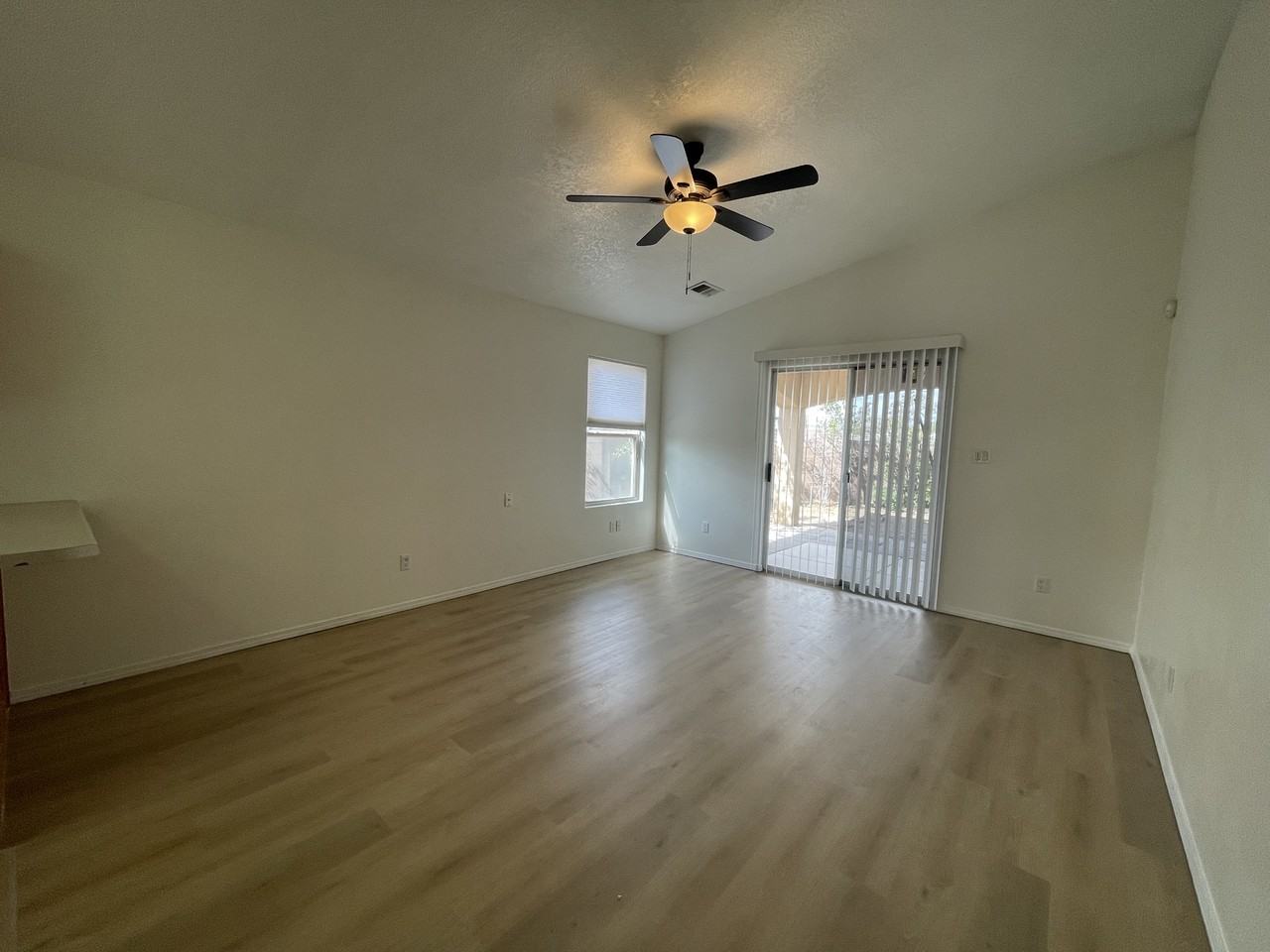 5323 Red Mesa Ave Sw #1 - Photo 6 of 18