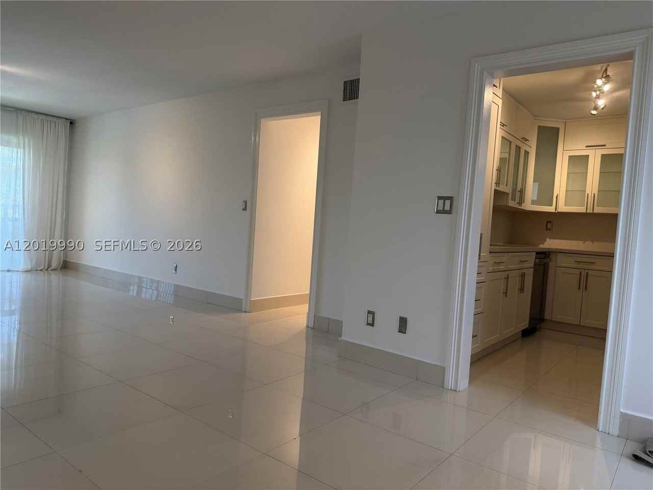 6855 Edgewater Dr #3DN - Photo 6 of 30