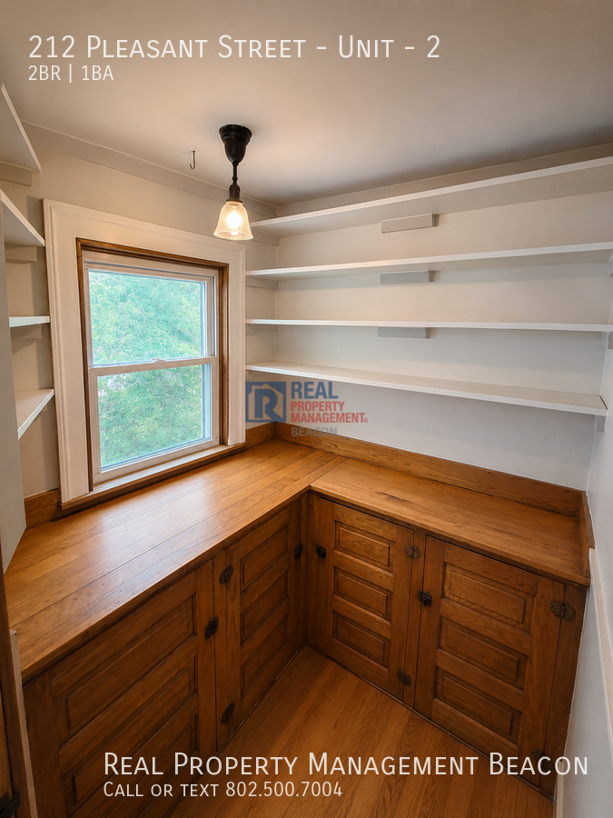 212 Pleasant St #2 - Photo 6 of 13