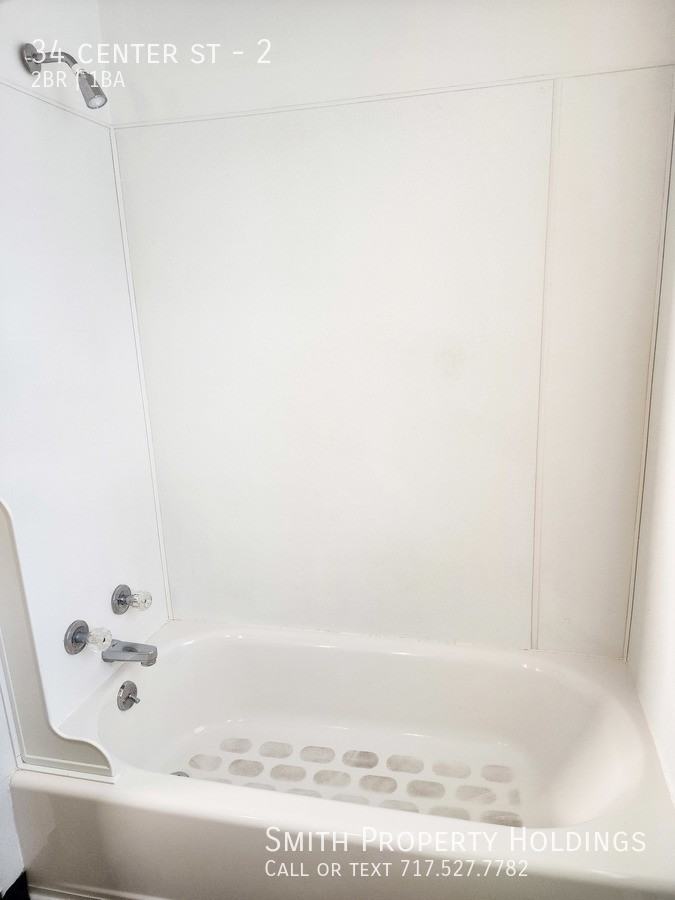34 Center St #2 - Photo 5 of 11