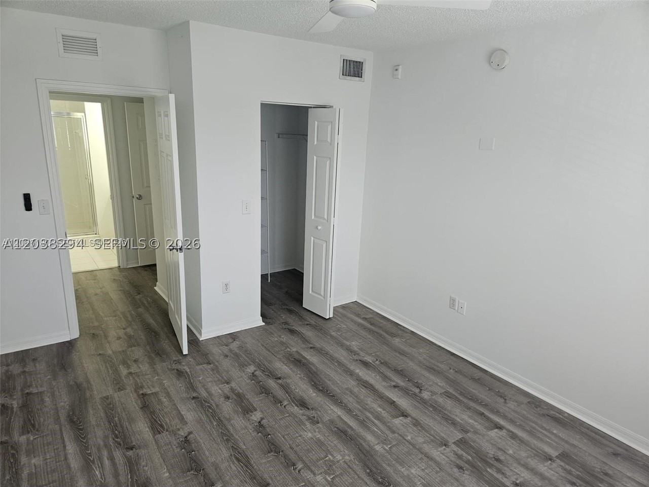 2440 E Preserve Way #303 - Photo 7 of 10