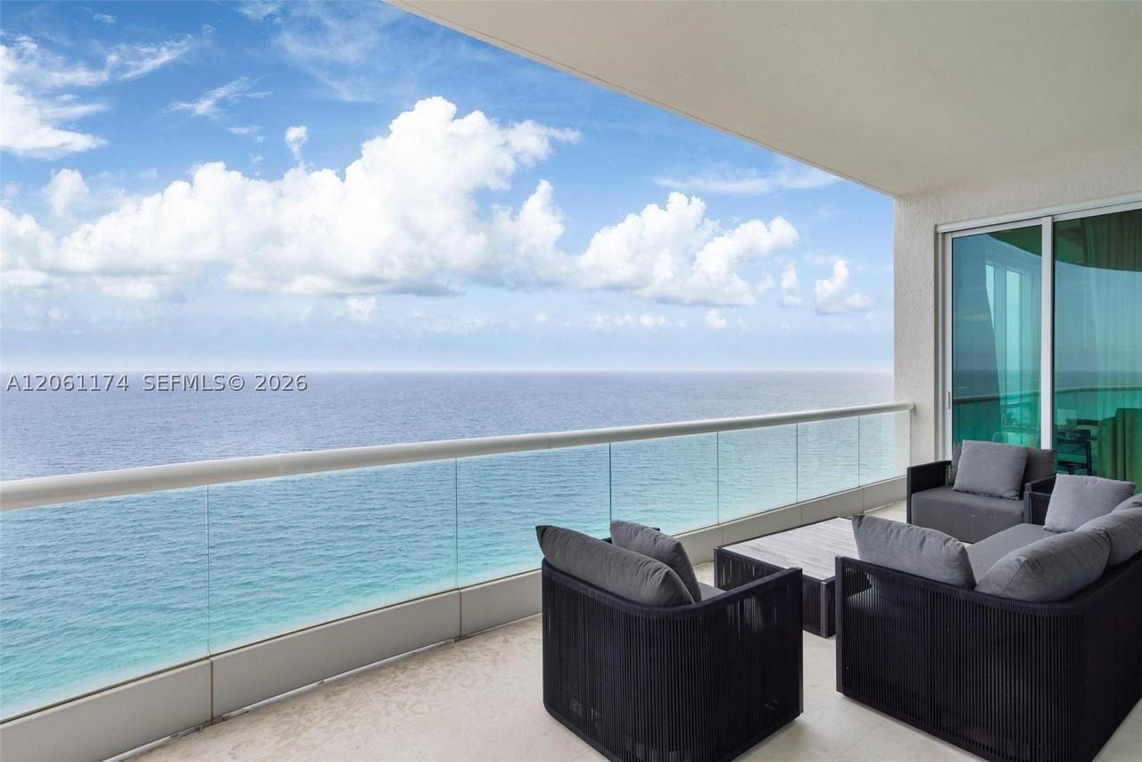16051 Collins Ave #3404 - Photo 7 of 50