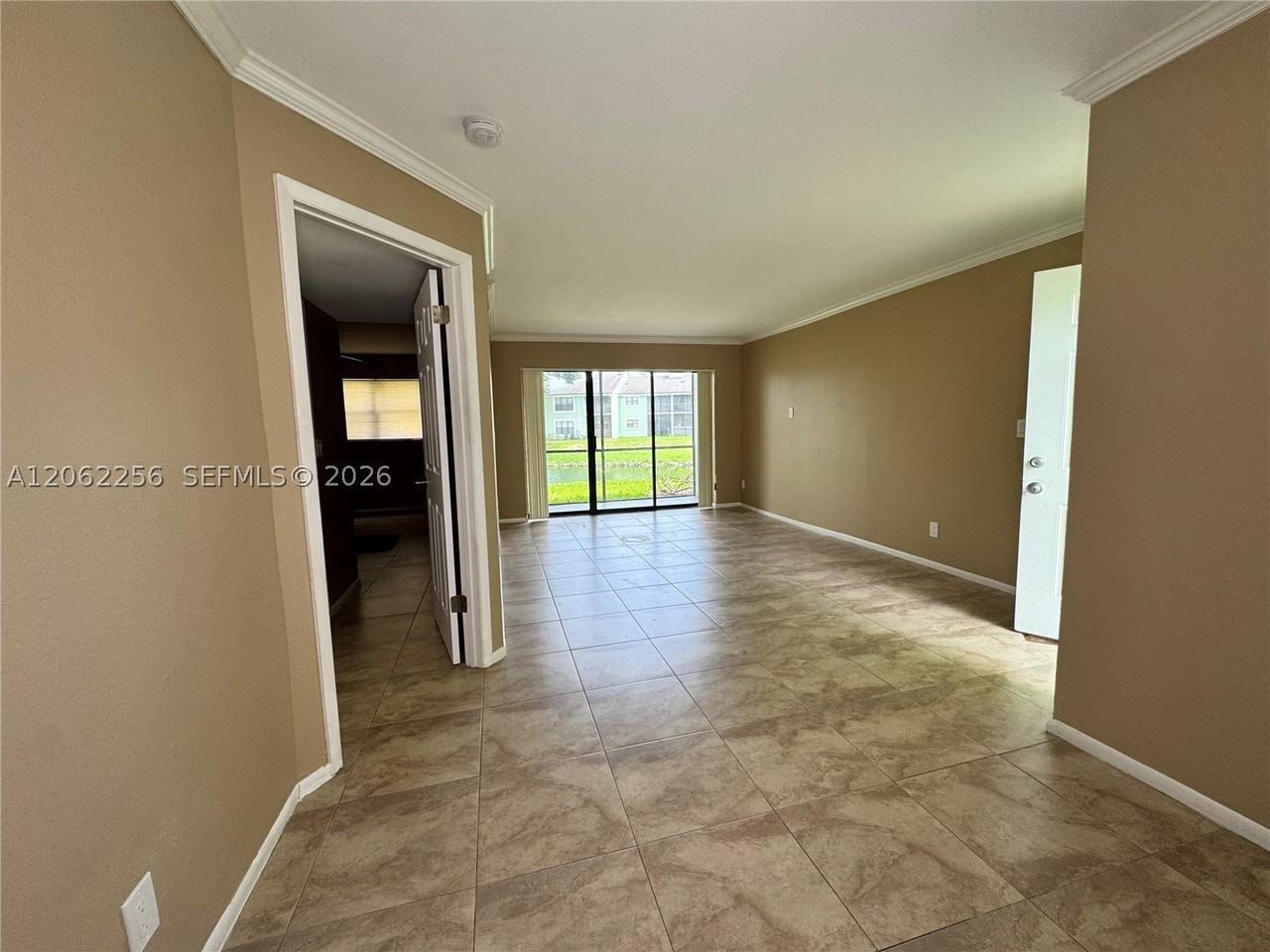 8749 Nw 39th St #8749 - Photo 2 of 14